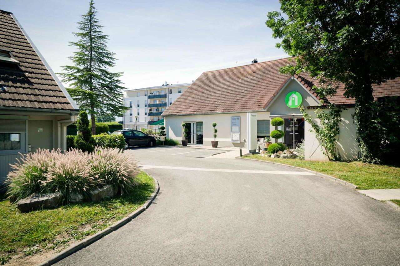 Campanile Geneve - Ferney-Voltaire Hotel Exterior photo